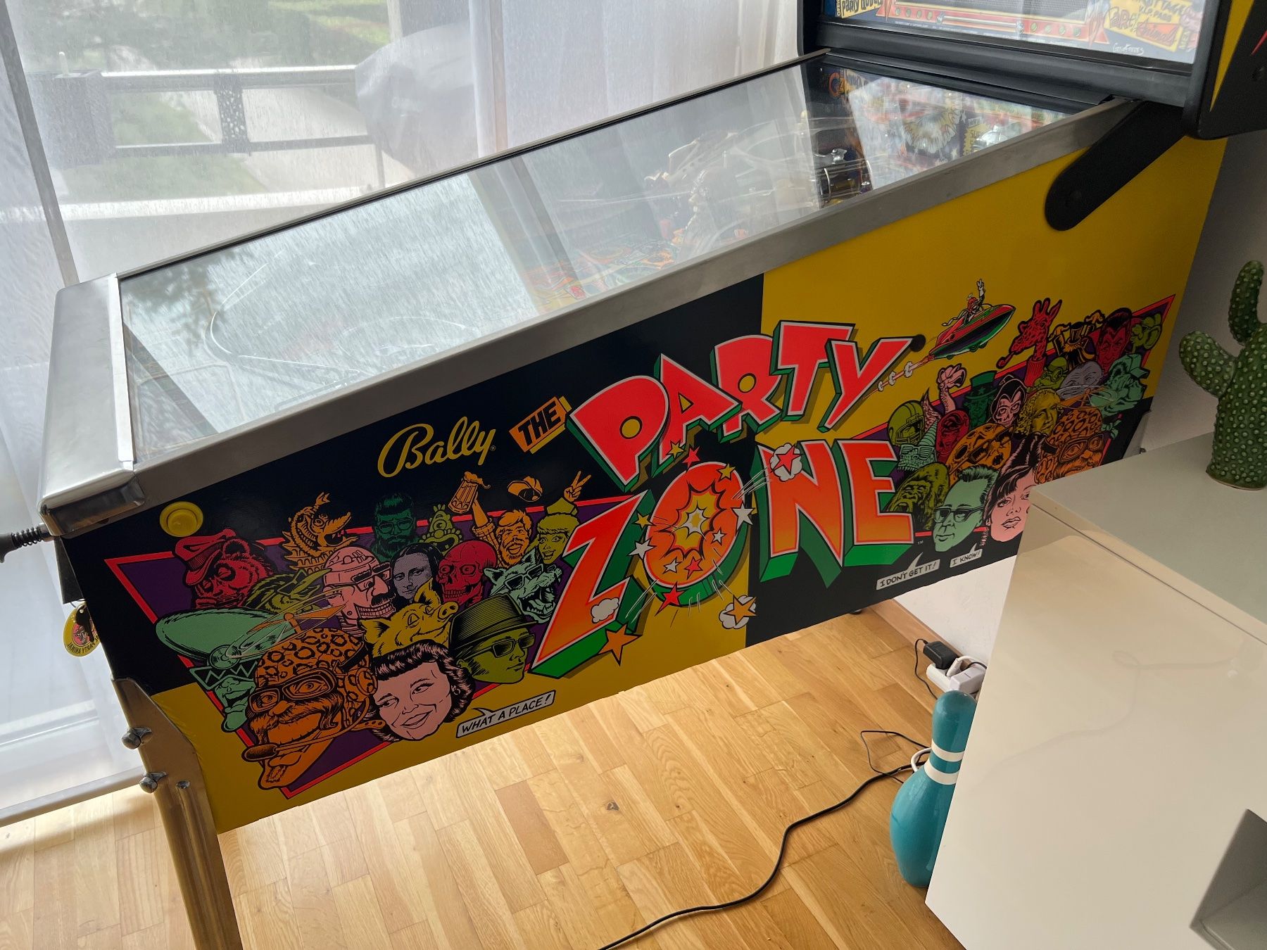 Flipperkästen: Flipper Bally The Party Zone – Gebraucht aus Plan-les-Ouates von sse_tbd8 9