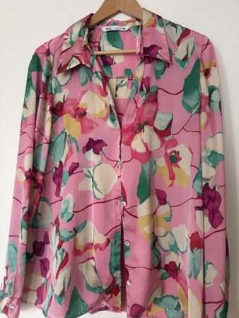 Damen Bluse ZARA pink Blumenmuster Grösse L guter Zustand