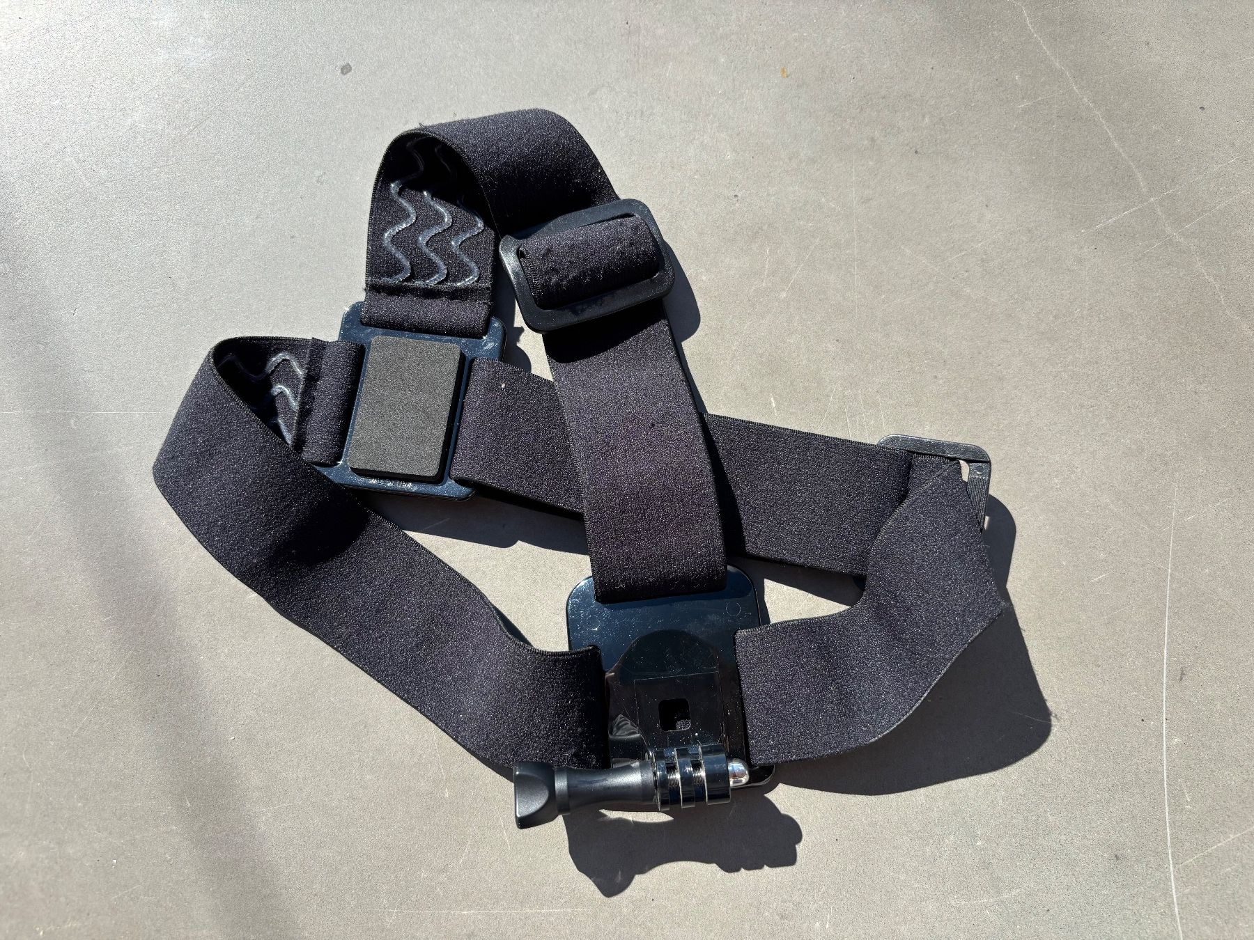 Gopro Supporti a parete: Go Pro Helm / Kopf -Halterung – Usato da Boltigen venduto da PatrickRothfuss