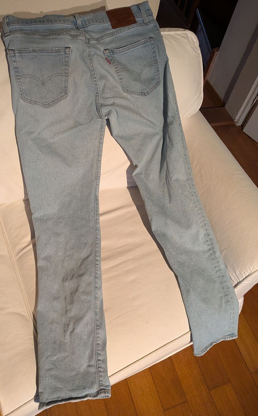 Levi's Jeans: levi's 511 W33 L34 men light denim – Usato da Zürich venduto da 00ced 2