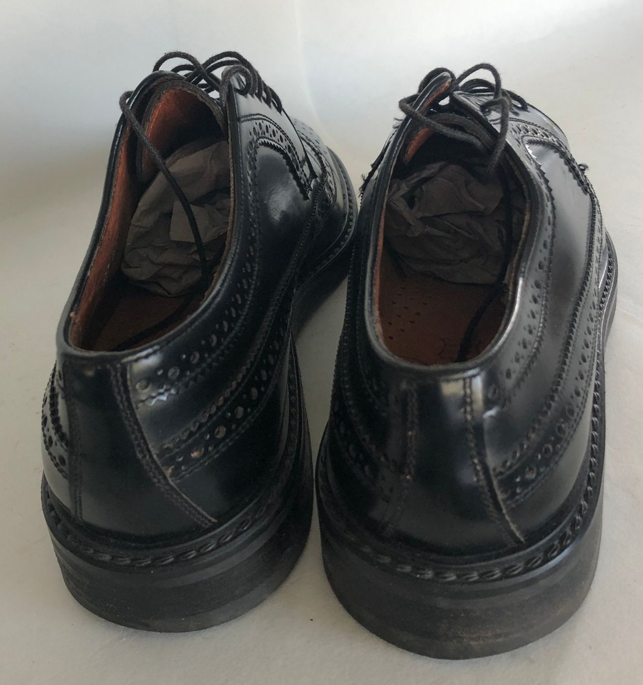 Scarpe da uomo: OXFORD Lederhalbschuhe - Männer - Grösse 44 - – Usato da Appenzell venduto da Zimiuno 2