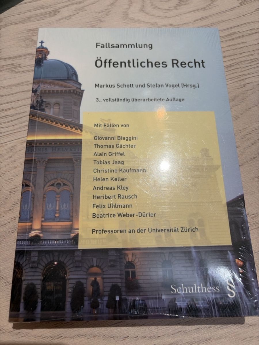 Bücher: Fallsammlung Öffentliches Recht 3. Auflage – Neu und originalverpackt aus Dietlikon von flo_dm5l