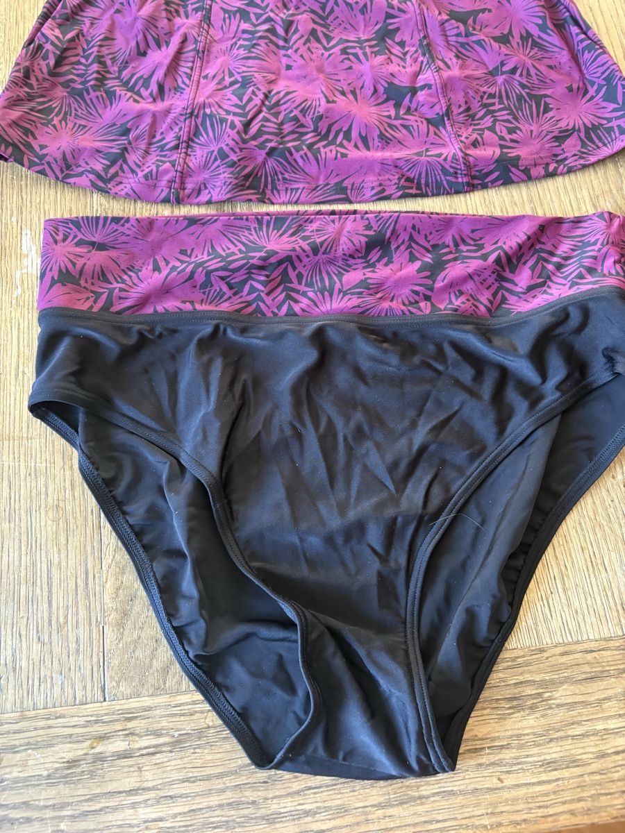 Badekleider & Bikinis: Tankini Gr.40 von nulu – Gebraucht aus Baden von jdif 1