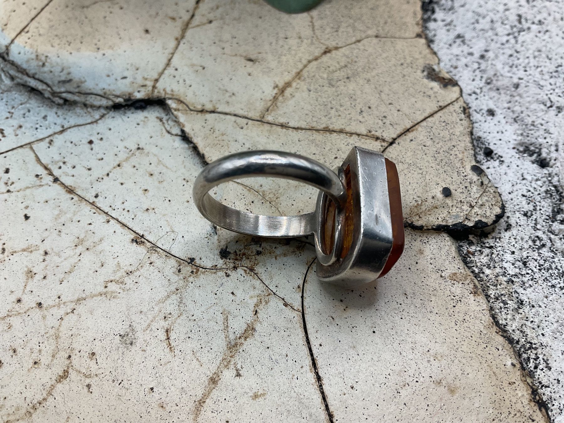 Anelli: Vintage Silberring mit grossem Bernstein, Gr.55.5 – Usato da Luzern venduto da S.Kern01 4