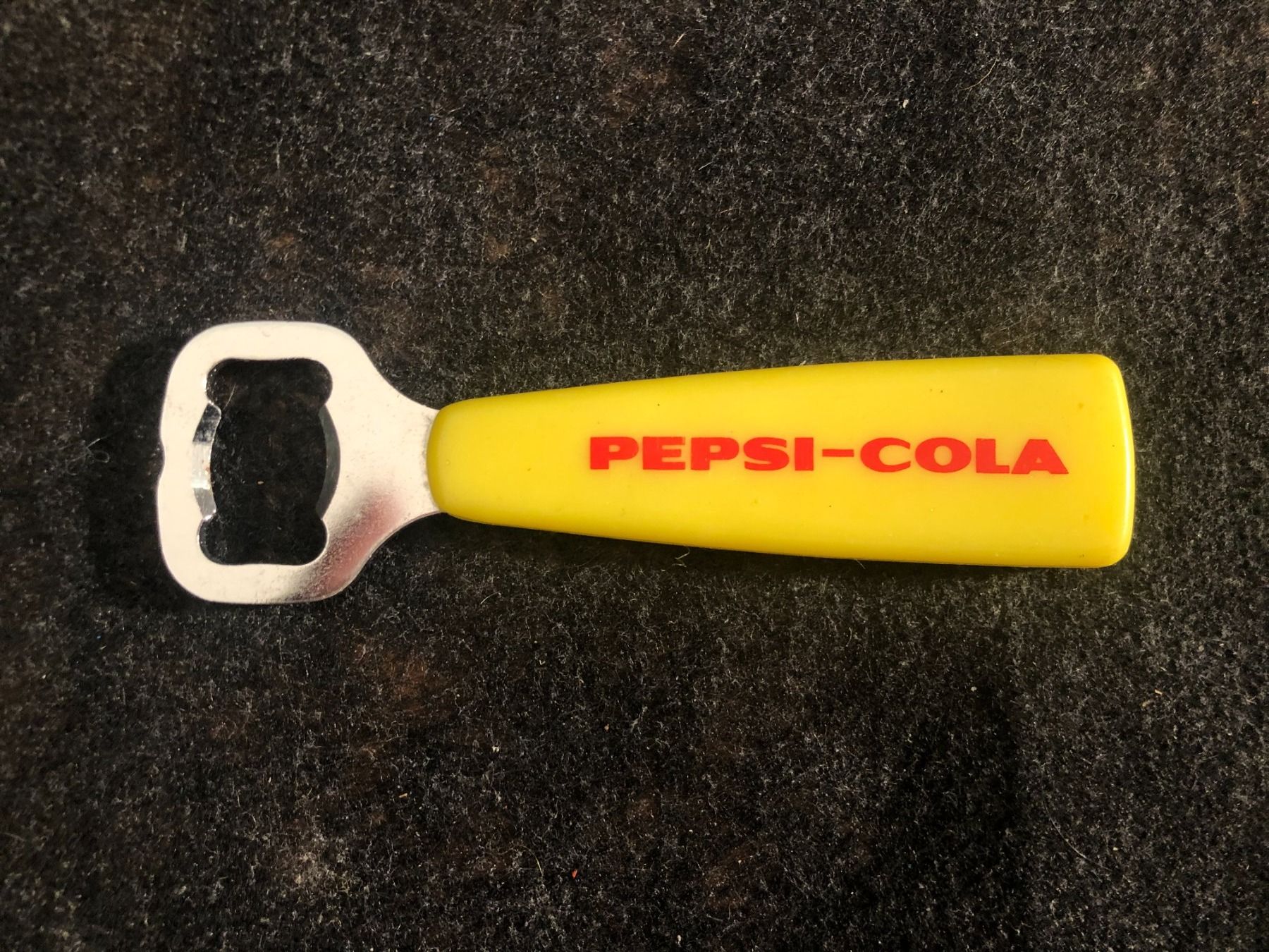 Flaschenöffner & -verschlüsse: Décapsuleur vintage. PEPSI-COLA. – Gebraucht aus Saignelégier von Dubois_Vintage