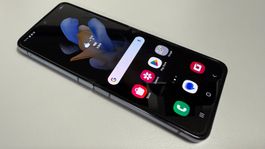 Samsung Galaxy Z Flip 4 – 256GB blau, gebraucht