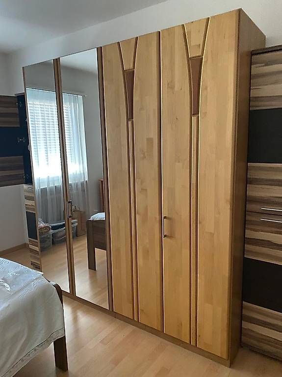 Armadi: Vendo letto e armadio per inutilizzo – Usato da Massagno venduto da sci_f9nj