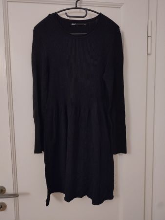 Strickkleid