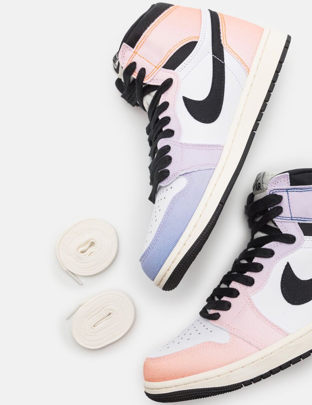 Jordan Chaussures hommes: Jordan 1 High, Retro, Skyline – Neuf avec emballage d'origine à Trimmis par Subburbia 2