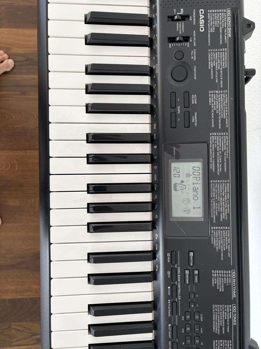 Casio Strumenti musicali: Casio CTK-1150 Keyboard mit Ständer und Netzteil – Usato da Beringen venduto da ser_fw2m 3