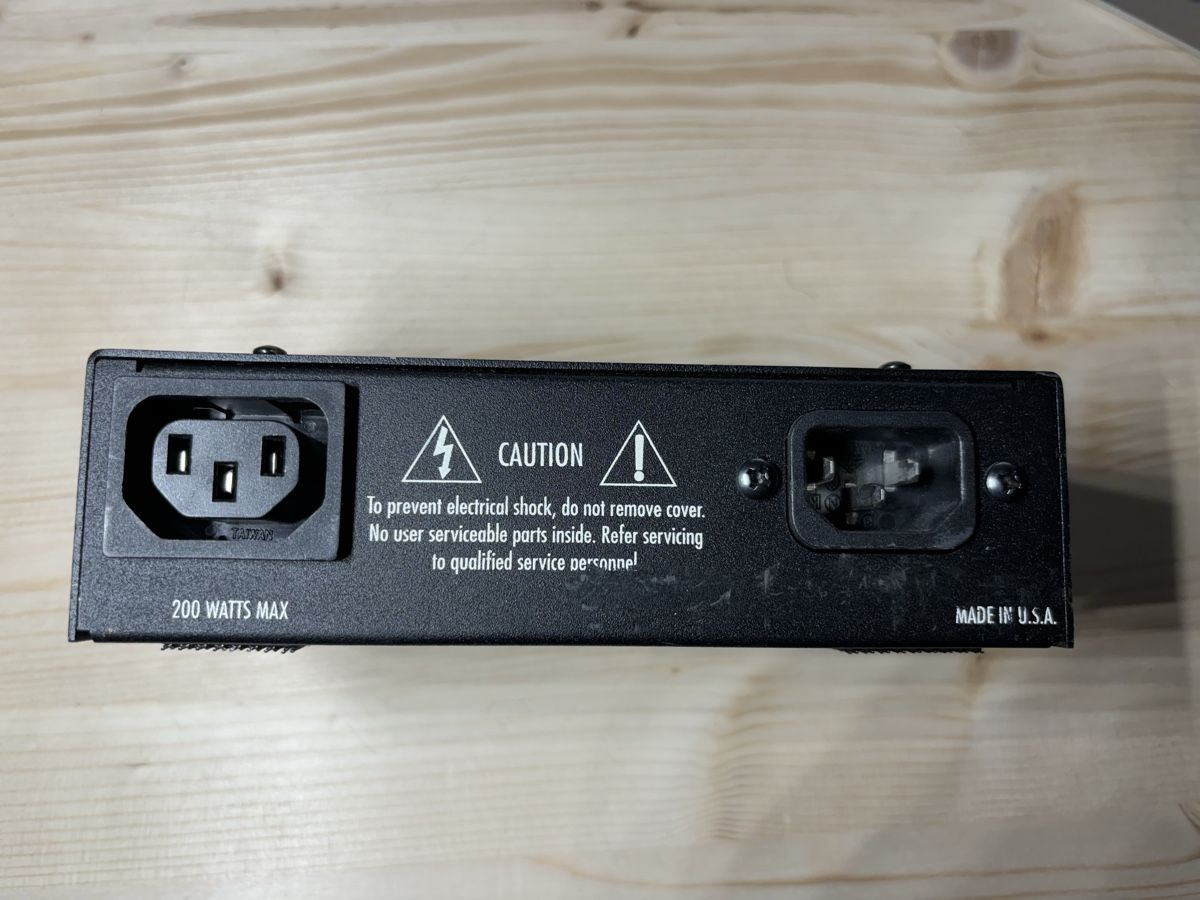 Strumenti musicali: VoodooLab Pedal Power 2 – Usato da Dättwil AG venduto da Sneskopuca 2