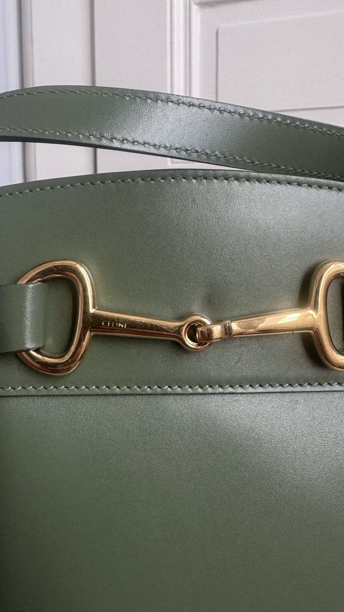 Celine Borse da donna: Céline olive bucket bag – Usato da Genève venduto da val_5jbf 2