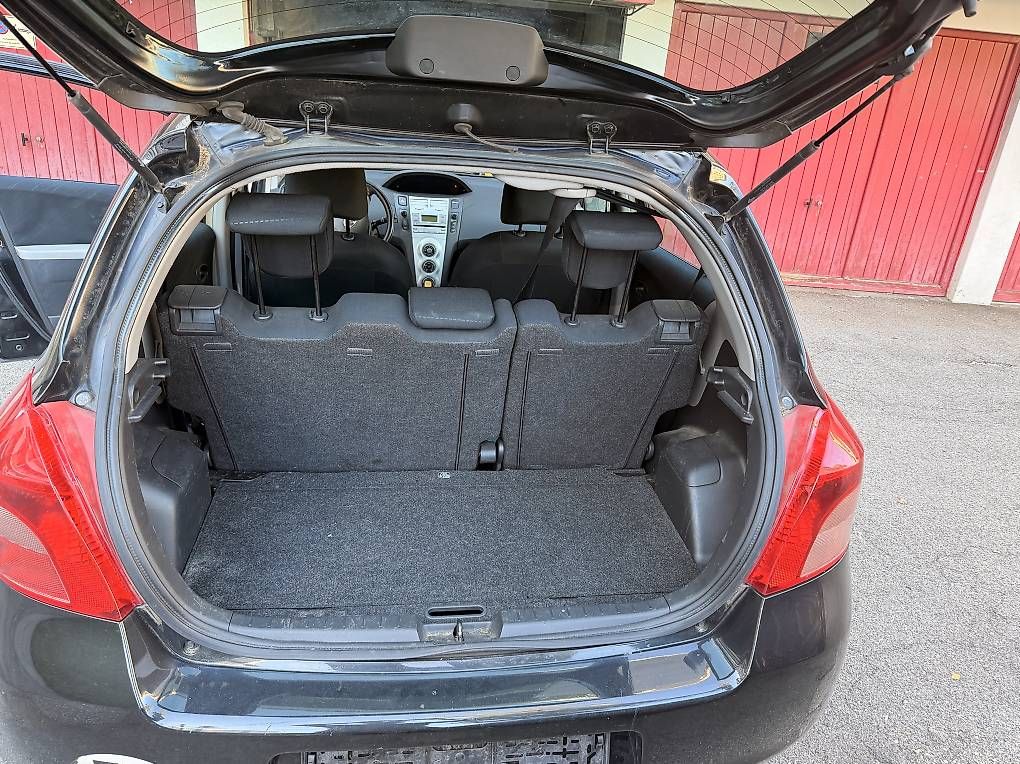 Automobili: Toyota Yaris  – Usato da Neuchâtel venduto da Karl_M 2
