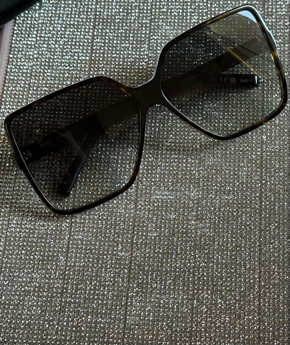 Saint Laurent Occhiali & Lenti: Saint Laurent Sonnenbrille SL232 Betty – Nuovo (secondo la descrizione) da Bern venduto da danna_ 1