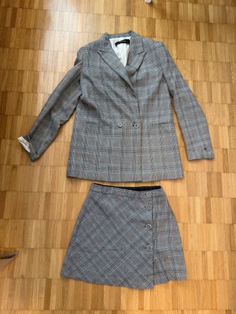Zara Basic Kariert Blazer und Rock, Grösse S - Top Zustand!