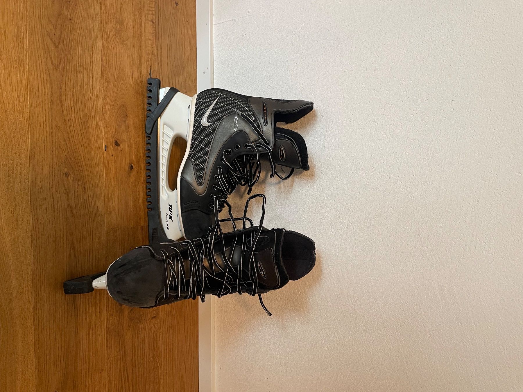 Schutz & Schoner: Eishockey Ausrüstung kompl. – Gebraucht aus Buchs SG von Gafi30 6