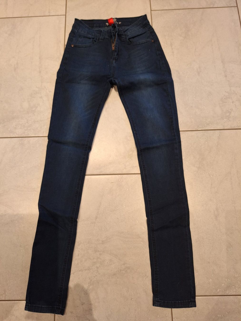 Jeans: 2 Stk Jeans Gr 38 – Usato da Wegenstetten venduto da mcfly321