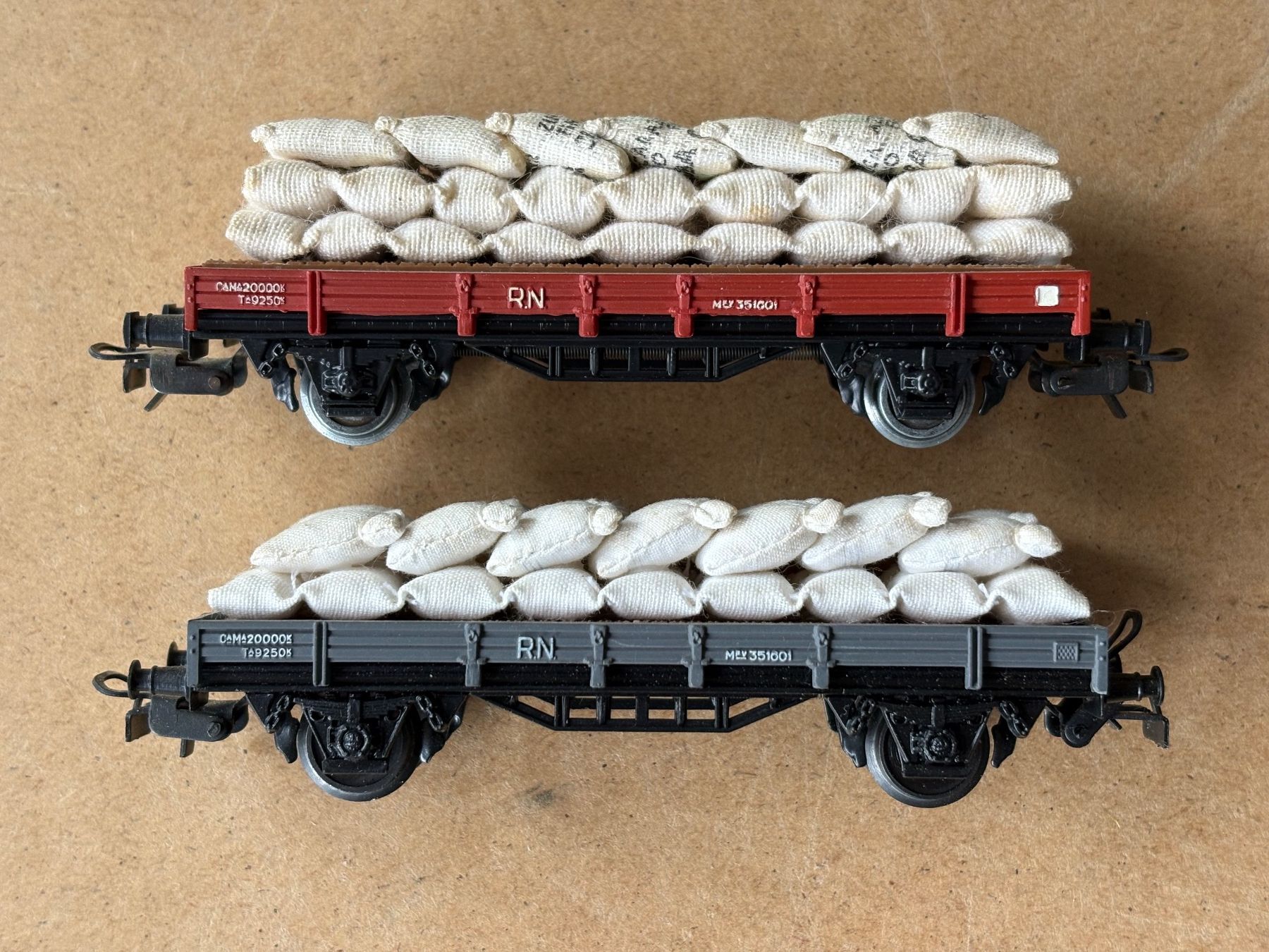 Trains électriques: 2x Electrotren Güterwagen – Neuf (Voir description) à Hauterive NE par eriamch 3