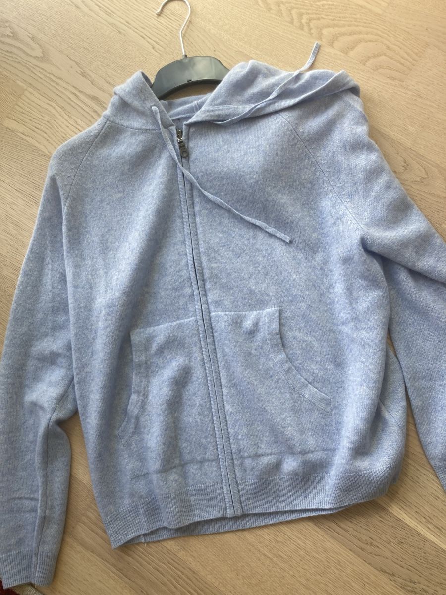 Giacche: fabrikneue Kaschmirjacke, hellblau, Gr. M – Nuovo e nell'imballaggio originale da Otelfingen venduto da pat_8jmb 2