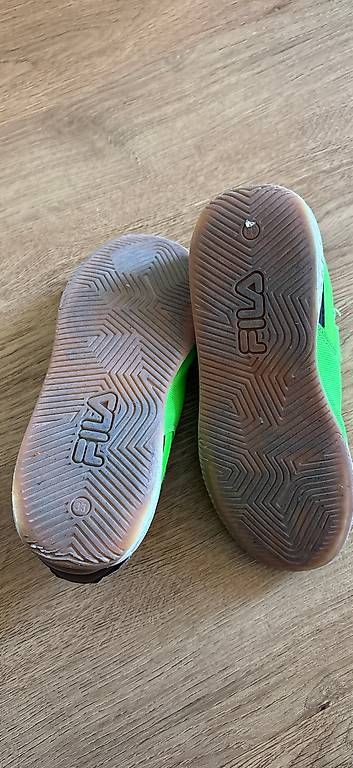 Fila Schuhe für Jungen: Fila Hallenturnschuhe Grösse 33 – Gebraucht aus Zimmerwald von wuff81 2