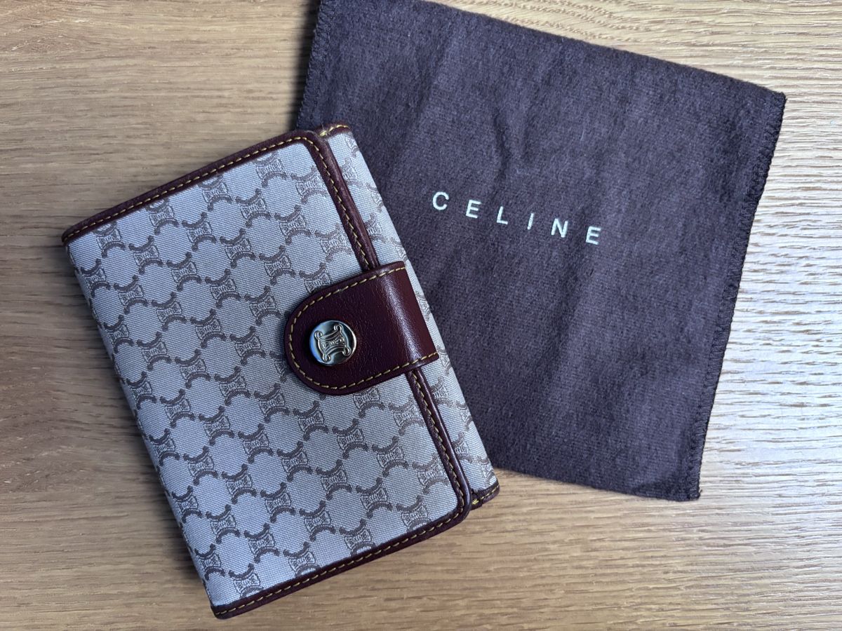 Celine Portamonete: Portefeuille Céline monogramme gold – Usato da Founex venduto da ari_2gt7