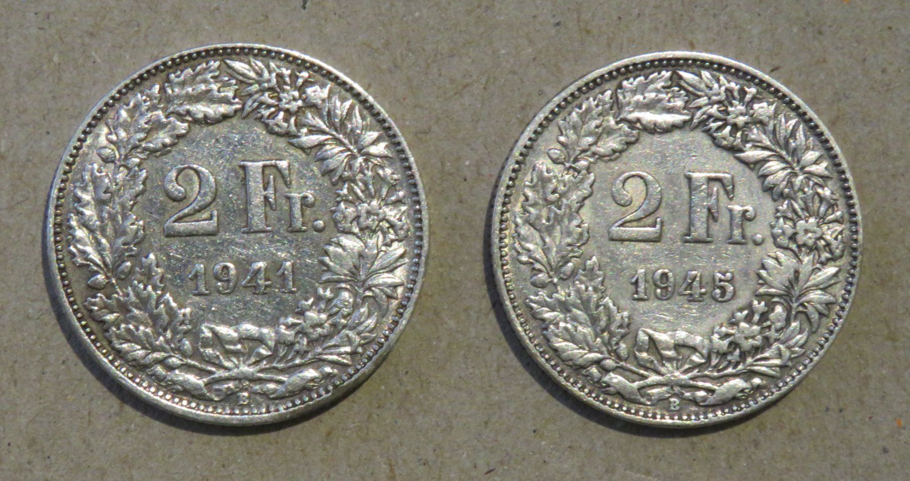 Toutes les monnaies: 2 x Fr. 2.-  1941 und 1945  Silber – D'occasion à Kreuzlingen par Koi4