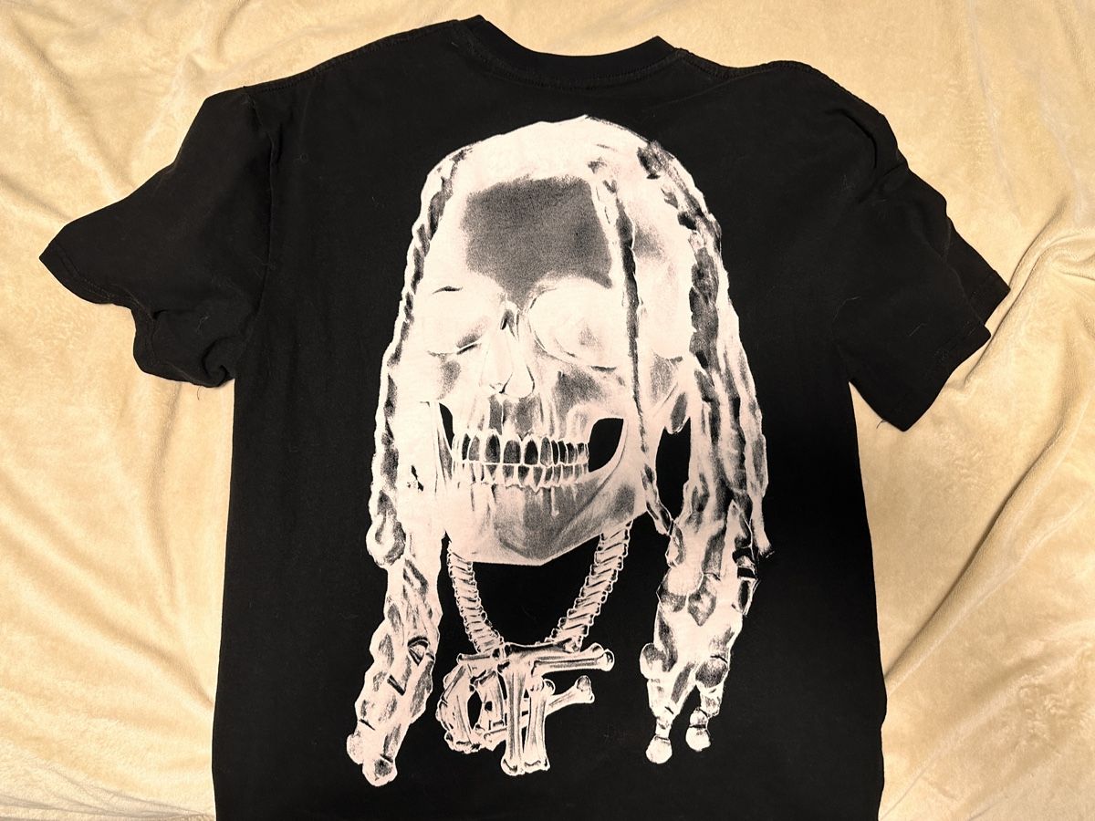 T-shirt: Revenge Tshirt M – Usato da Gattikon venduto da 386ComicEmpire 4