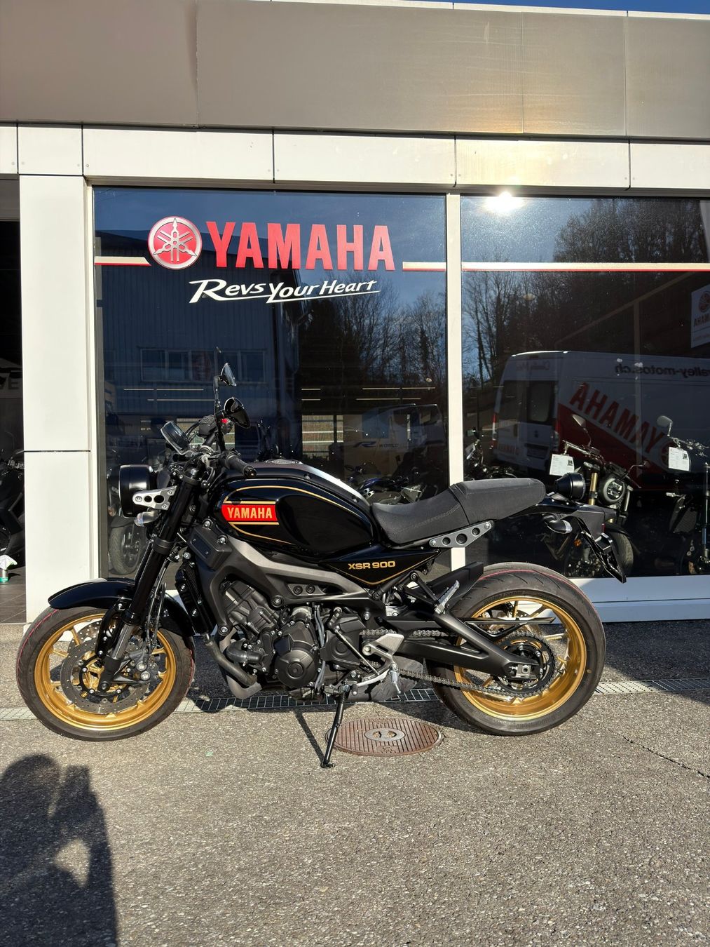 Yamaha Strada: Yamaha XSR900 Black – Usato da Blonay venduto da mar_pb88