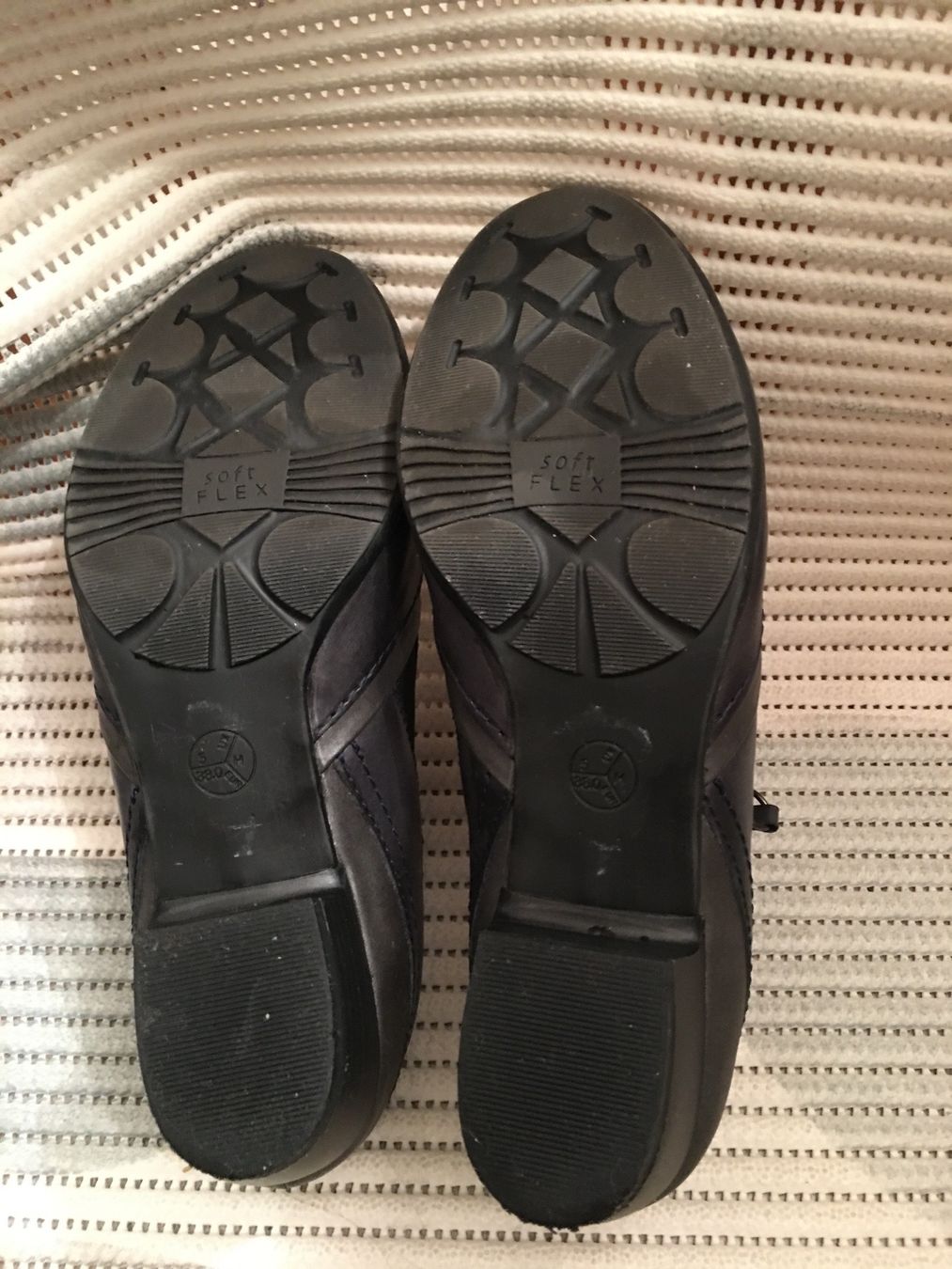 Scarpe da donna: Schuhe Halbschuhe Pumps Gr.38 – Usato da Grenchen venduto da Tirana 4