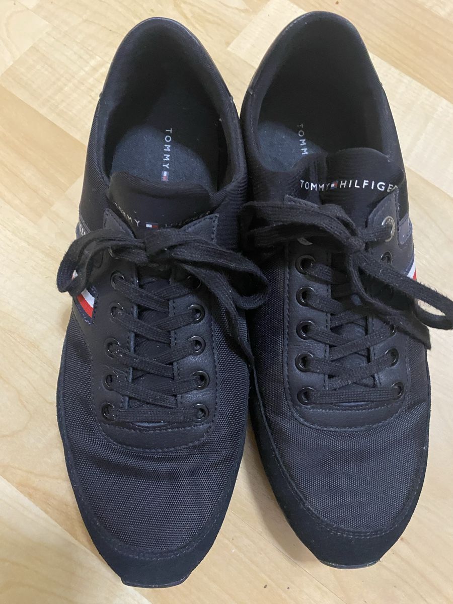 Tommy Hilfiger Scarpe da uomo: TOMMY HILFIGER Herren Grösse EUR 41 – Usato da Buochs venduto da mel_dc2n
