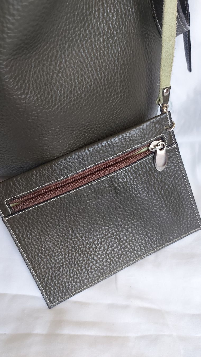 Taschen für Damen: Sac à main en cuir vert olive, – Gebraucht aus Marin-Epagnier von pomme77 4