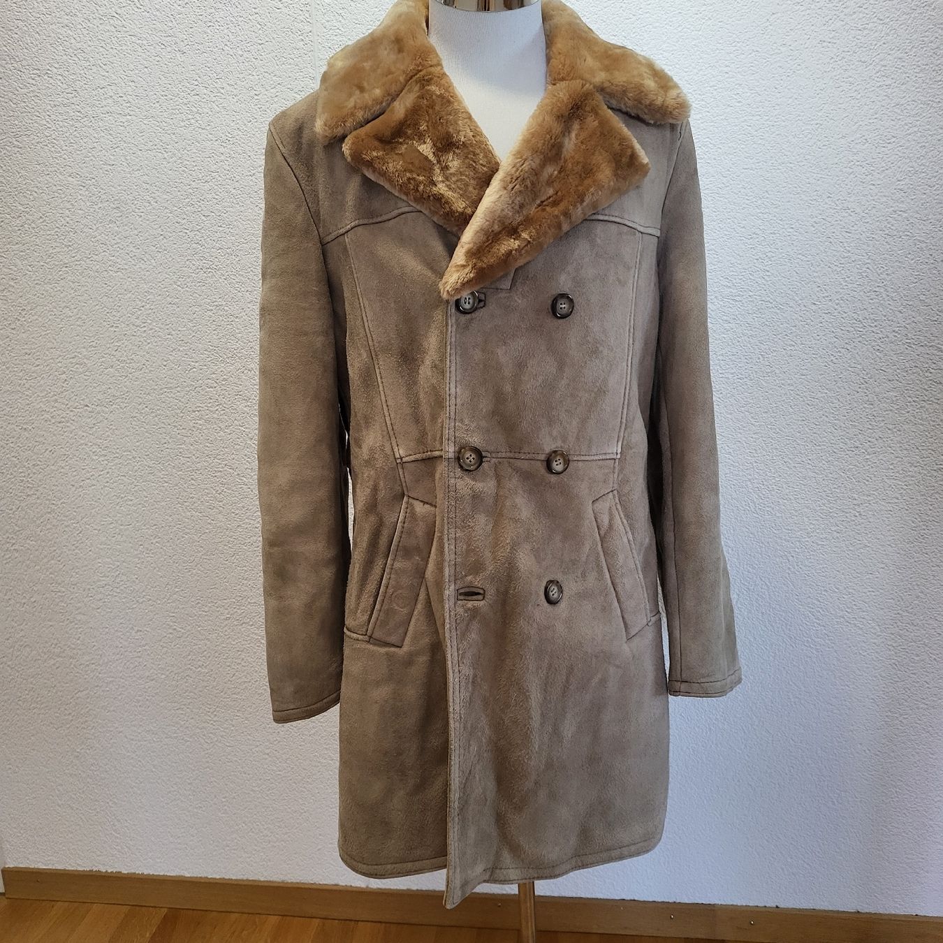 Cappotti: Ledermantel, neu, Gr 50, Einzelstück – Nuovo (secondo la descrizione) da Rorschach venduto da mat_5zzq