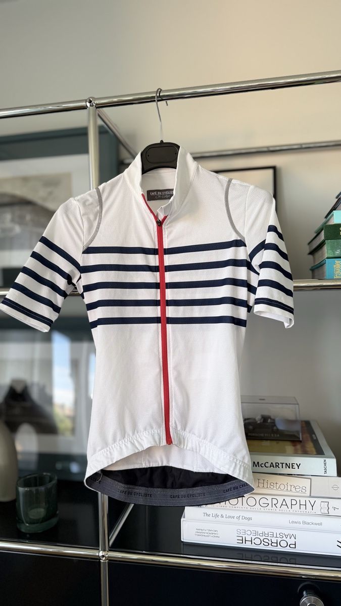 Canottiere & Pantaloni: Damen-Radtrikot Café du Cycliste  – Usato da Küsnacht venduto da cri_ngg5 2