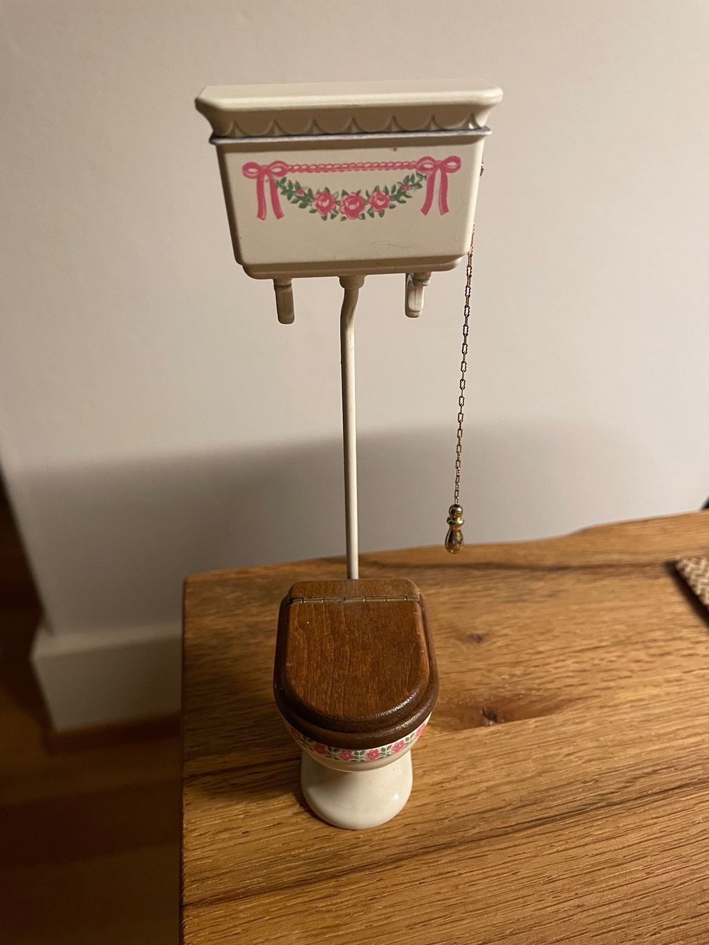 Case e mobili per bambole: Badezimmermöbel miniatur, antik – Usato da aarau venduto da A.Naef 4