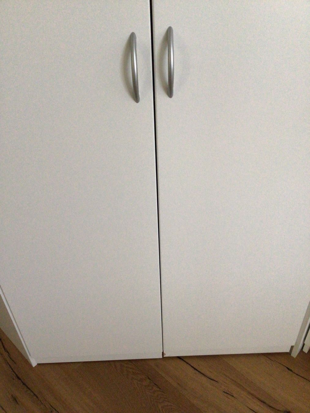 Armadi: Eckschrank – Usato da Einsiedeln venduto da Tru7 1
