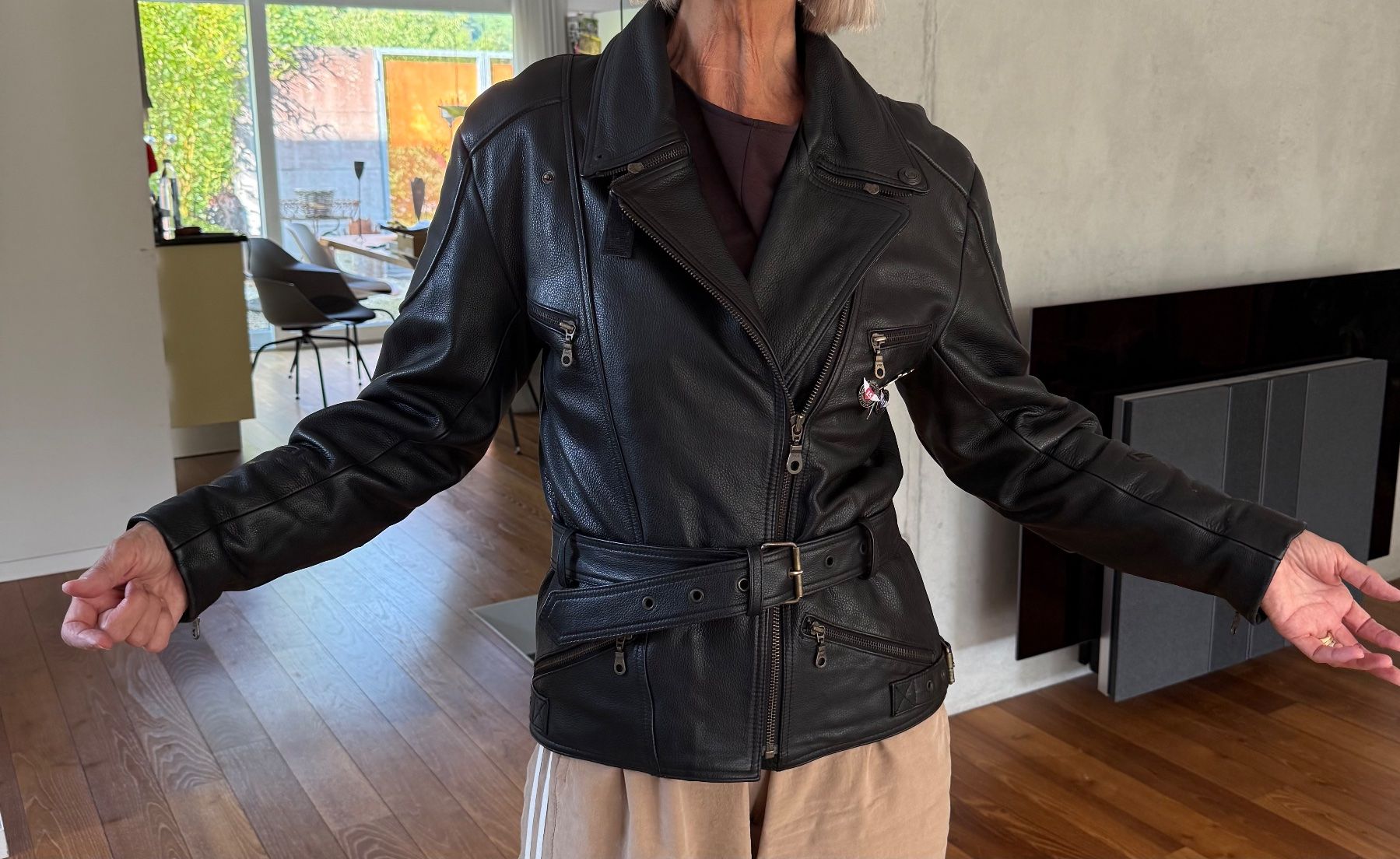 Held Jacken: Damenledertöffjacke HELD, Grösse 38 – Gebraucht aus Weinfelden von ff57