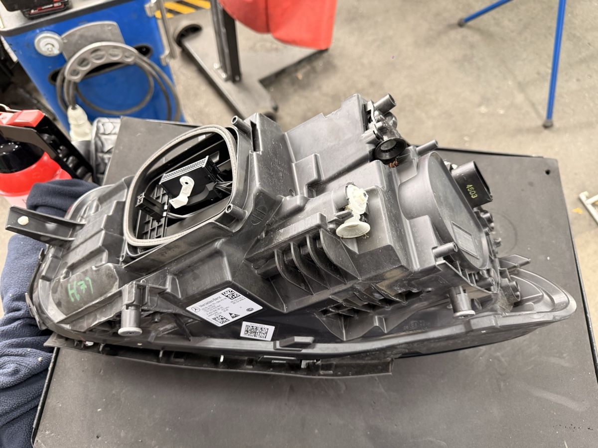 Mercedes-Benz Scheinwerfer: MERCEDES-BENZ CITAN Scheinwerfer Links – Gebraucht aus Grafenried von ErnstEggerAG 2