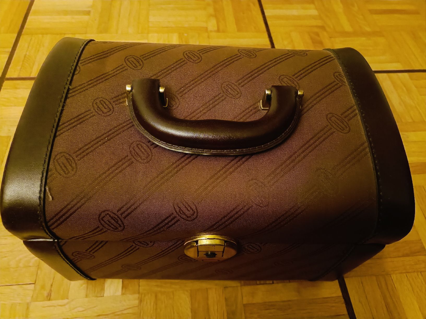 Kosmetikkoffer: 80er Jahre Vintage Kosmetikbox – Gebraucht aus Lugano von riccardo012 4