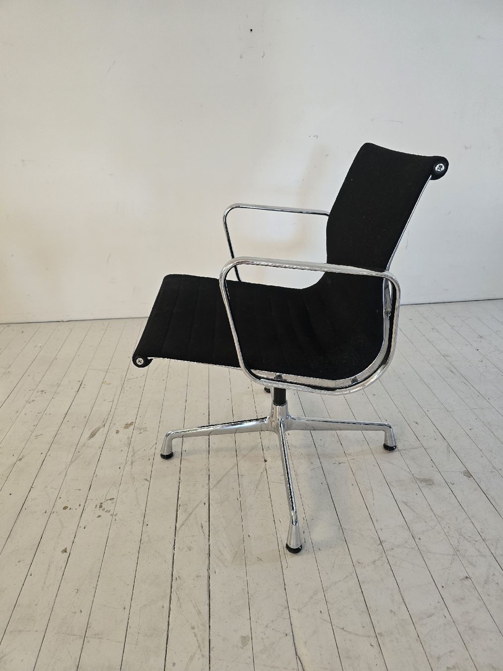 Vitra Sessel: Eames Aluchair original Vitra – Neu (gemäss Beschreibung) aus Untersiggenthal von babette0815 3