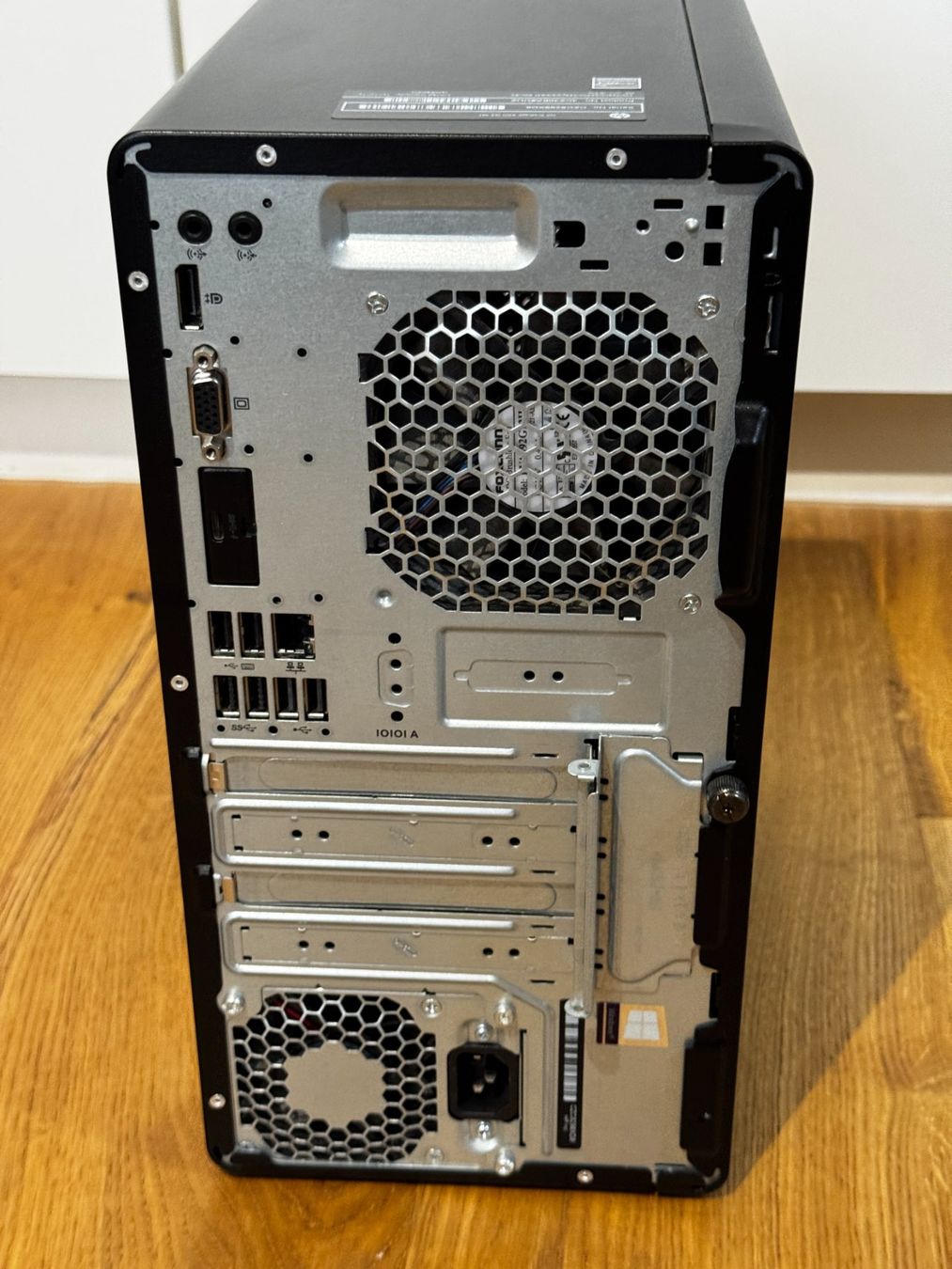 Hewlett Packard PC: HP ProDesk 400 G5 MT – Usato da Flawil venduto da lightstorm77 3