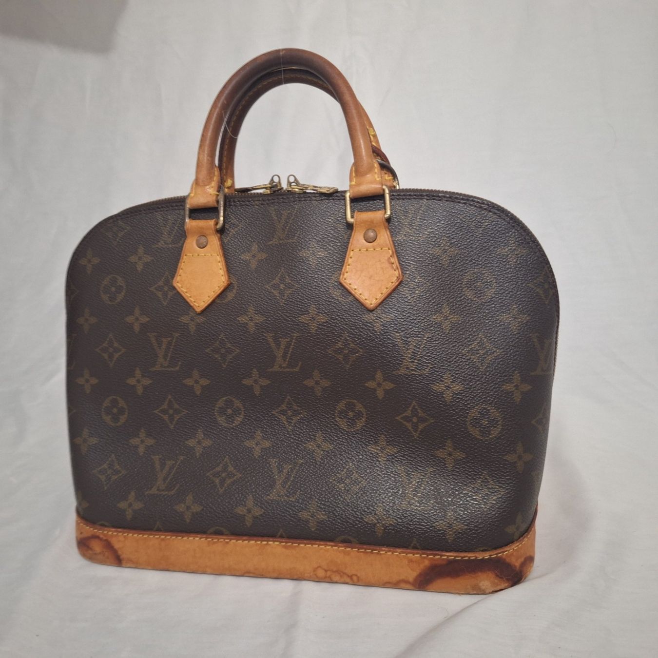 Louis Vuitton Taschen: Louis Vuitton Monogramm Alma PM – Gebraucht aus Kilchberg ZH von mrmame 1