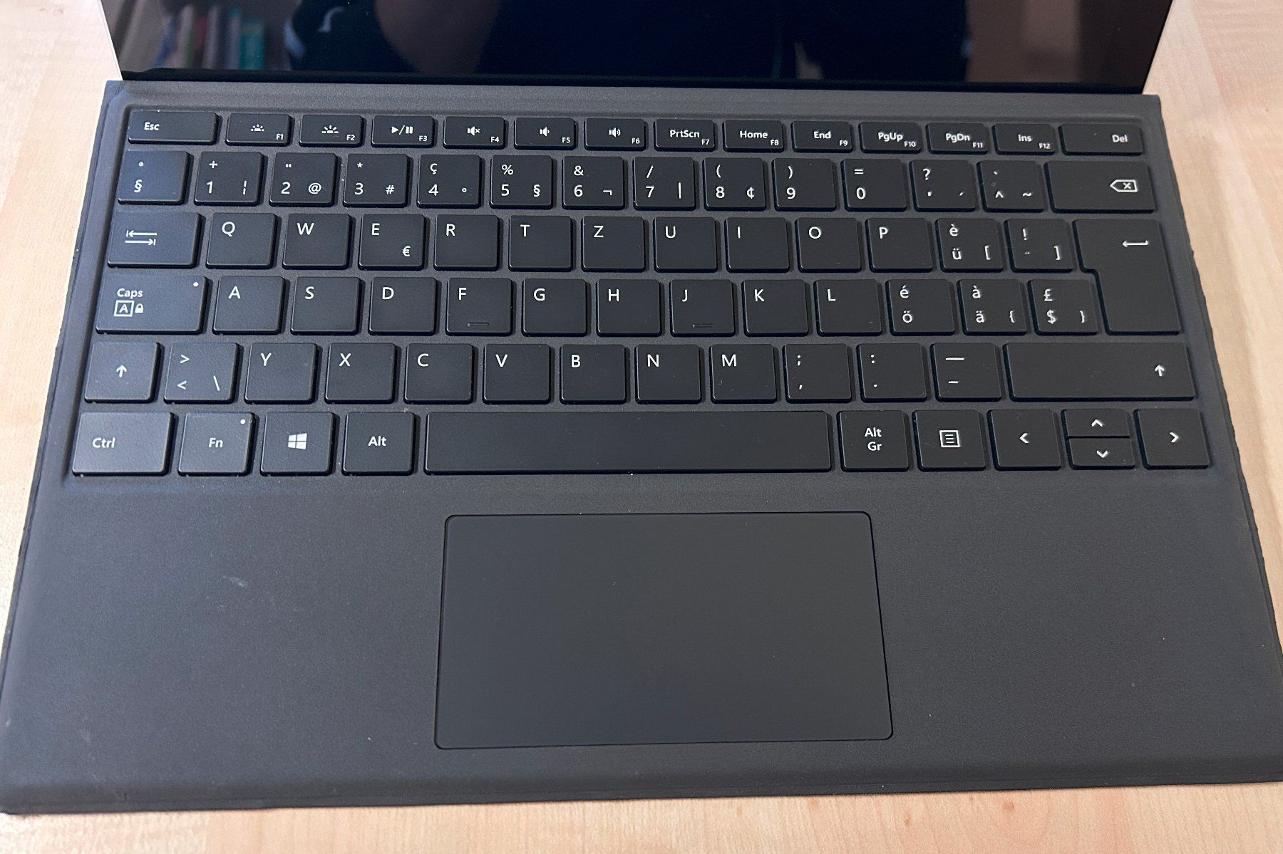 Microsoft Notebook: Microsoft Surface Pro Model 1796 i7 16 GB / 512 GB – Usato da Himmelried venduto da Postit 4