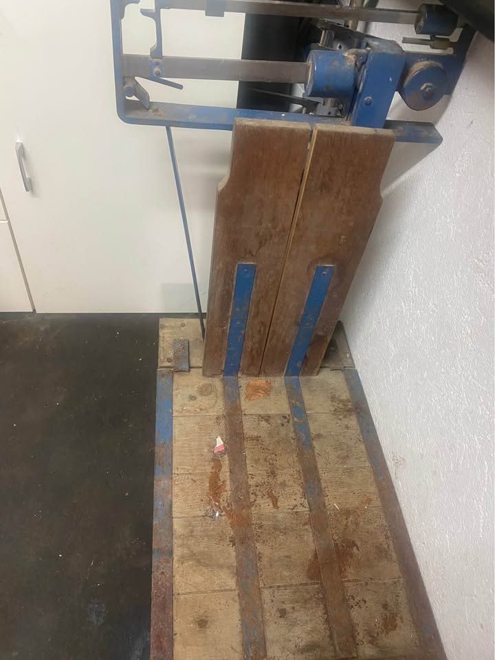 Bilance e pesi: Balance ancienne – Usato da Corminboeuf venduto da Swiss_Vendre