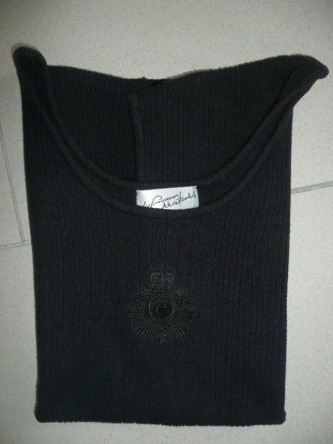 Maglioni & Felpe: kurzarm Pullover Rippenstrick in schwarz – Usato da Baar venduto da negombo 2