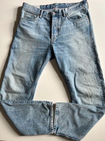 H&M Relaxed Jeans, hellblau, Grösse 36/32 (Herren)