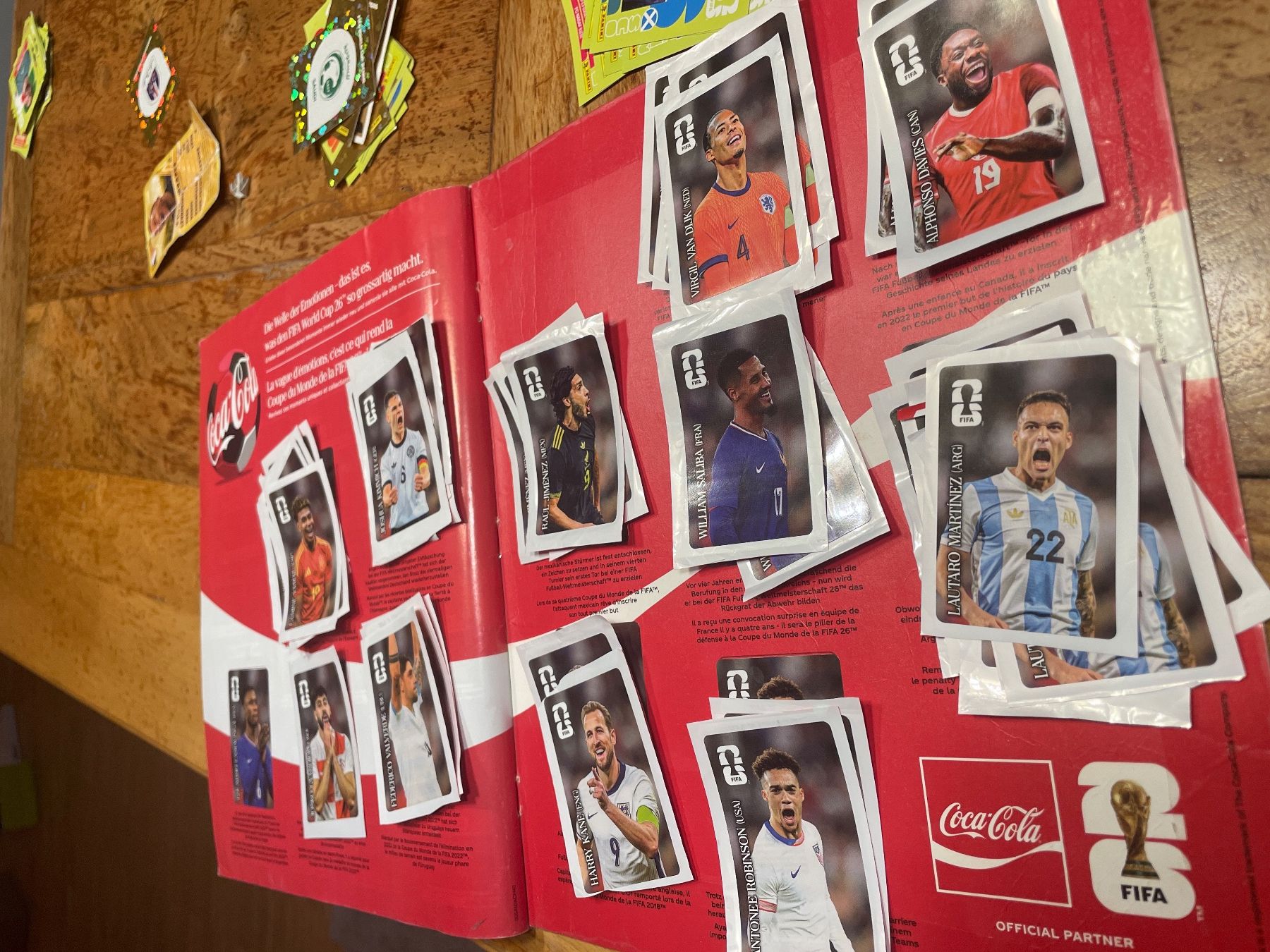 Panini Carte collezionabili: Panini WM 2026 - Coca Cola Extra Sticker - Ganzes Set – Usato da Zürich venduto da Submit123 1