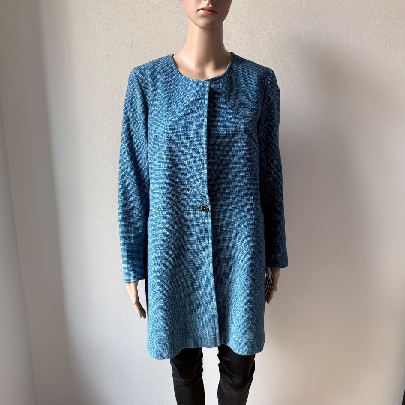 Massimo Dutti Cappotti: MASSIMO DUTTI Kurzmantel 🩵 – Usato da Zürich venduto da ClosetQueen 1