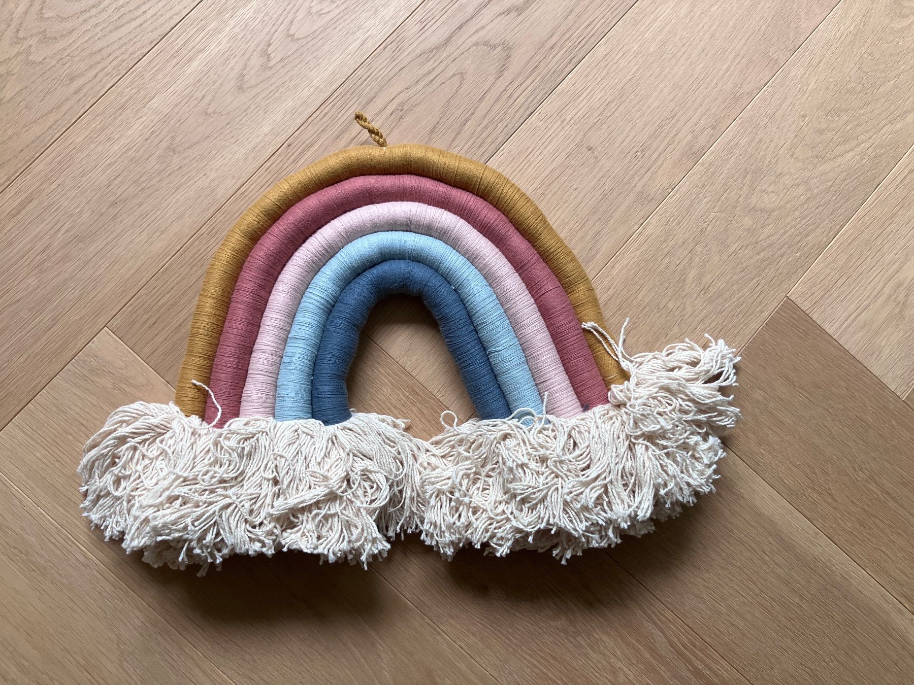 Tutte le decorazioni: Fabelab Regenbogen Makramee Wandbehang Kinderzimmerdeko – Usato da Frauenfeld venduto da andrea211 4