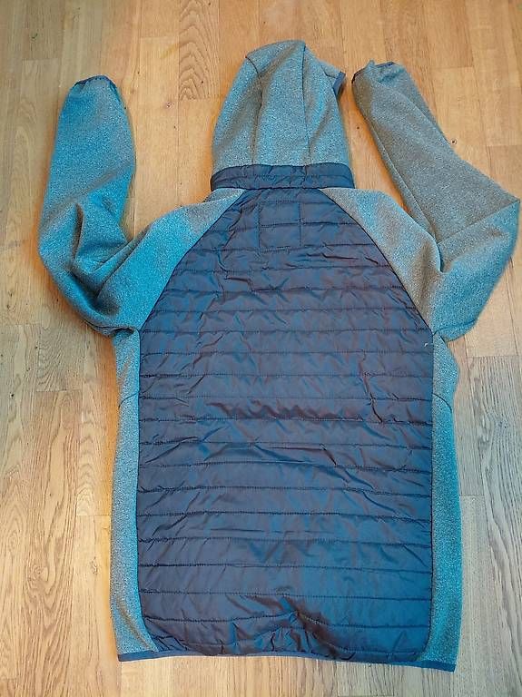 Jacken: Leichte Daunenjacke – Gebraucht aus Kerns von truffere