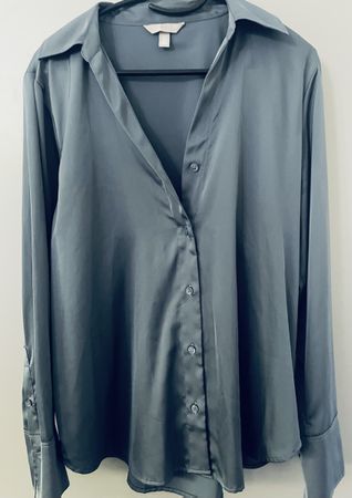 H&M Satin-Bluse, Gr. M, Top Zustand, ideal für den Frühling